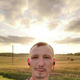 Vasya Borovskii, 40, 