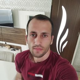 Kamran, 33, 