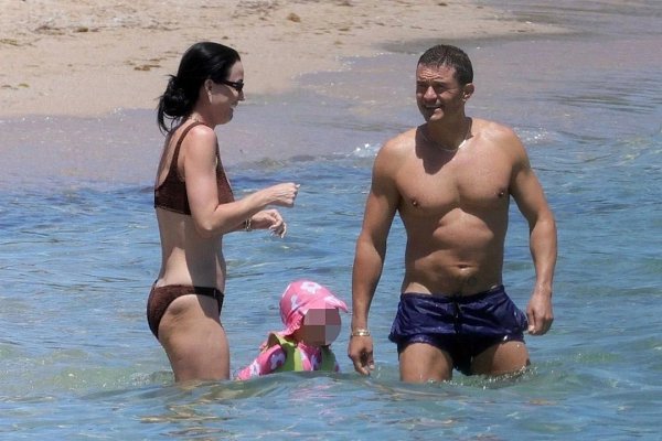 Ну и парочка! Кэти Перри и Орландо Блум прыгнули в воду с вертолета.Счастье, о котором не нужно ...