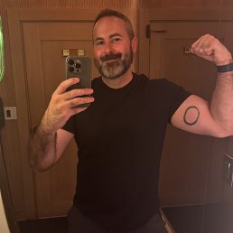 , 40, Los Angeles