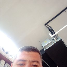 Ilhom, 42, 