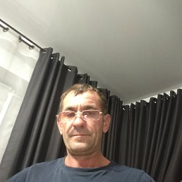 Anatoli, 43, 