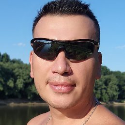 Mister, �������, 42 ����