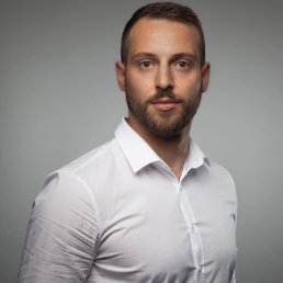 �������, 37 ���, ���������