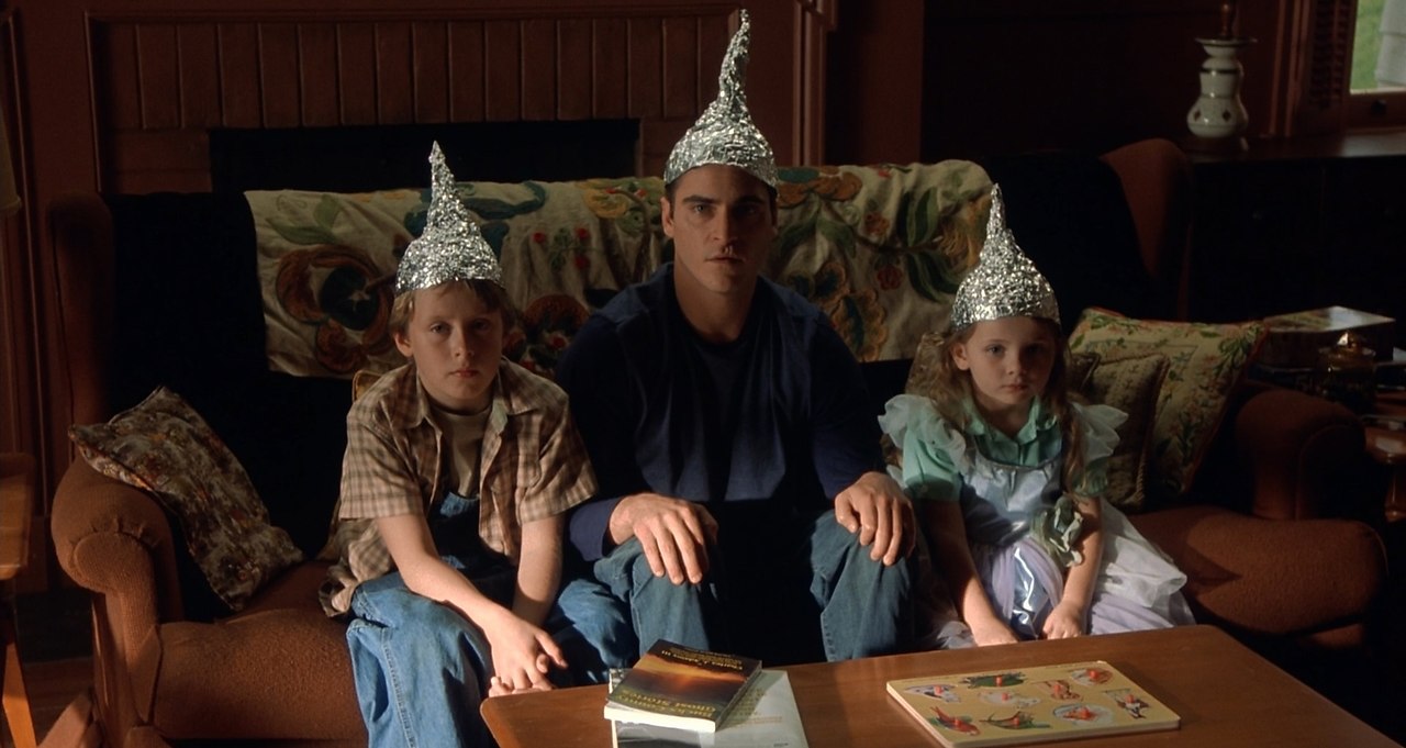 Signs / , 2002.dir. M. Night Shyamalan - 2