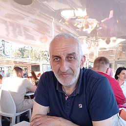 Михаил, 58, Калининград