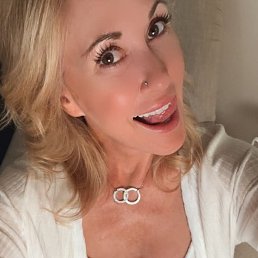 Davilla.dubois, 43, 