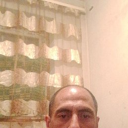 ARTUR, 39, 