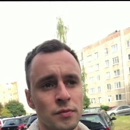 Aks, 37, 
