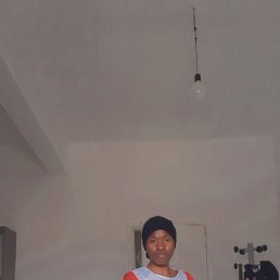 AMINAKOE, 21, 