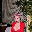  Vivi Rosebloom,   -  27  2025    