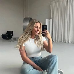Lina, 25, 