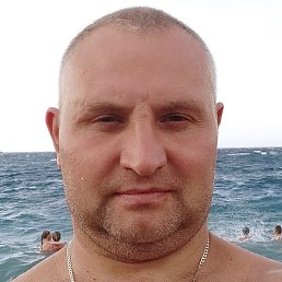 ������, ����, 42 ����