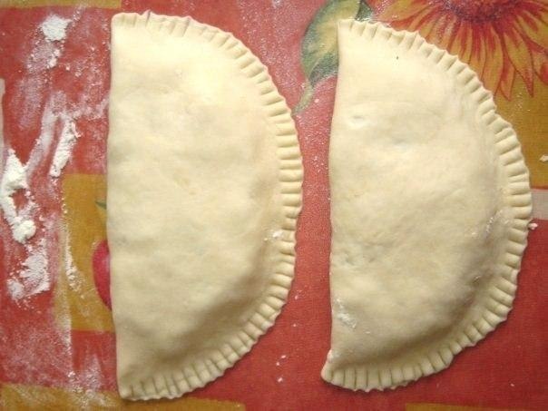 Чебуреки домашние.Это самый простой и вкусный рецепт чебуреков, который я когда-либо пробовала!Вам ... - 3