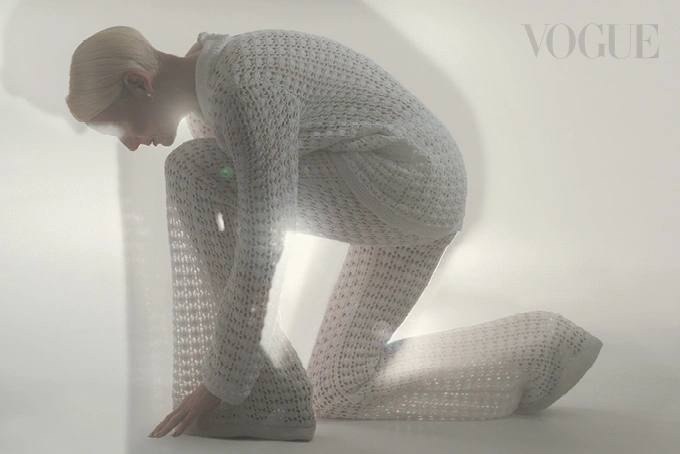   Vogue - 6
