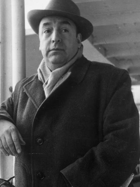   (Pablo Neruda, 12  190423  1973)   ,    ...