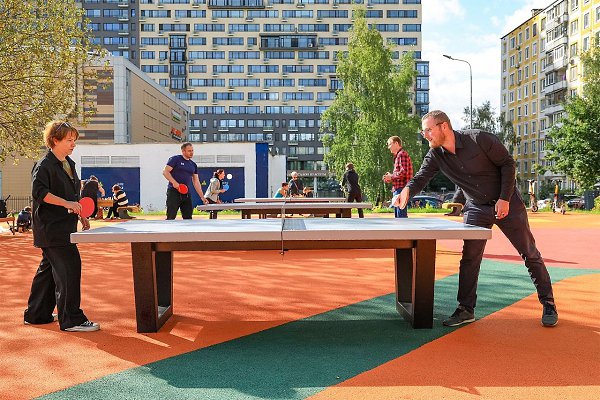 На юго-западе Москвы открылись два современных спорткластера.Первый спортивный кластер появился в ... - 4