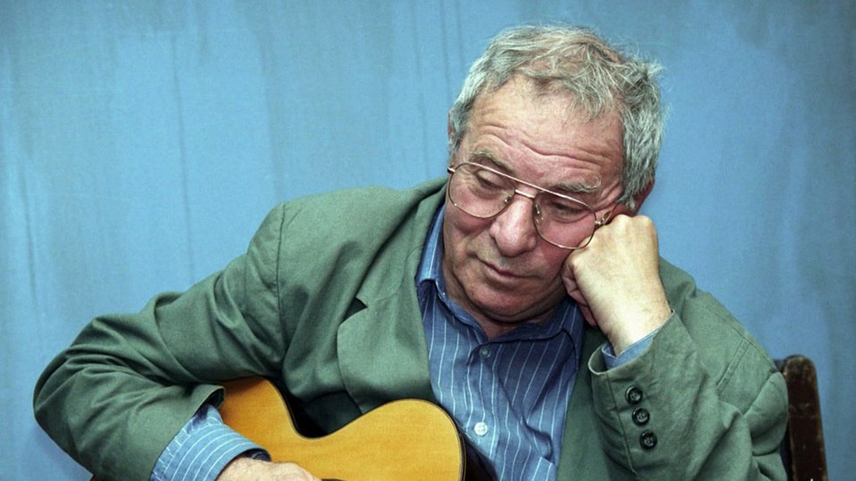 100    . ϸ   (26  1925  24  2013) - , ... - 2