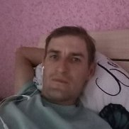 Petro, 33 , 