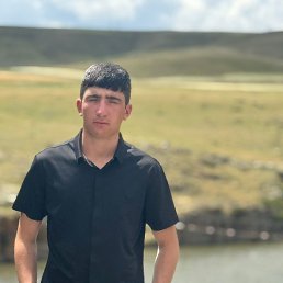 Vlo Muradyan, 20, 