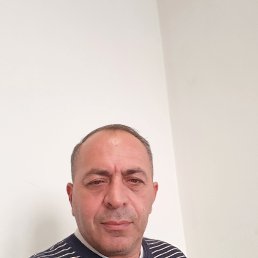 ALEKSANDRE, 45, 