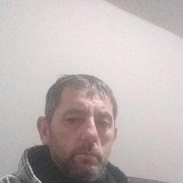 giorgi, 42, 