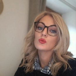 Veronika, , 33 