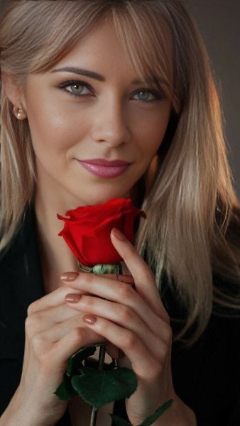 "Женщину создать не так-то просто,-.Ангелу сказал усталый Бог,-cтолько непредвиденных ...