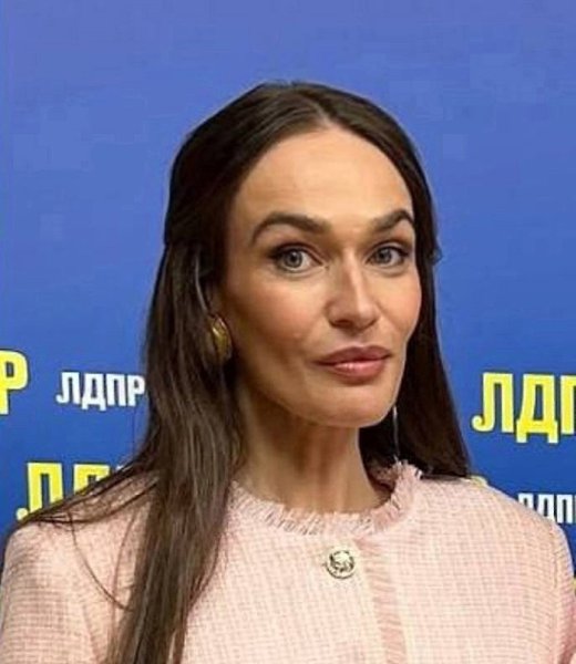 Алёна Водонаева, известная участница проекта «Дом-2», приняла участие в заседании Государственной ... - 2