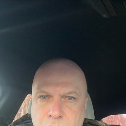 Alex, 41, 