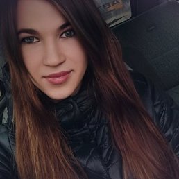 Polina, 27 , 
