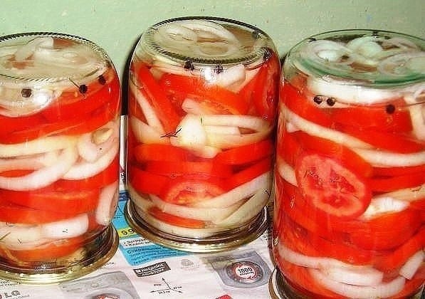 #Закуска из помидоров с луком к шашлыку.Густая часть закуски идеально гарнирует шашлык, а маринадом ...