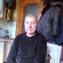 Sergey, 50, 