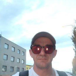 Ivan, 38, 