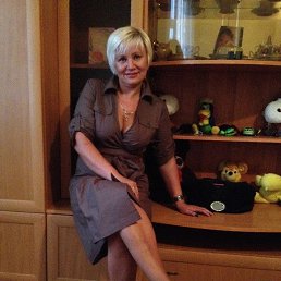 Lana, 50, 