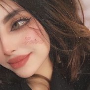 Lara, 24 , 
