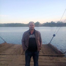 Alex, 47, 