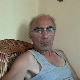 Akim, 58, 