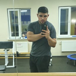 Alex, 25, 