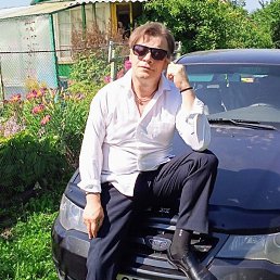 Leonid, 53, 