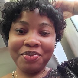 Nadia, 29, 