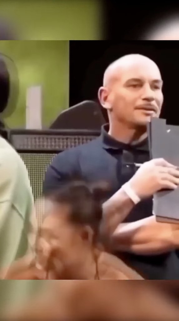 Не слишком рады