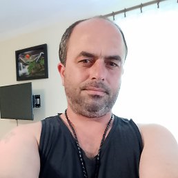 Nukri, 40, 