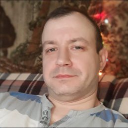 Denis, 27, 