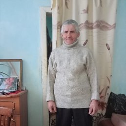 Александр, 61, Омск