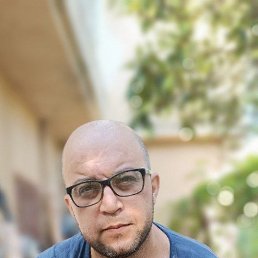 Kamal, 39, 