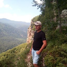 Givi, 35, 