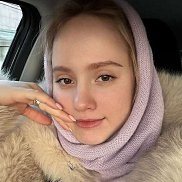 Катя, 18 лет, Москва Катя, 18 лет, Москва