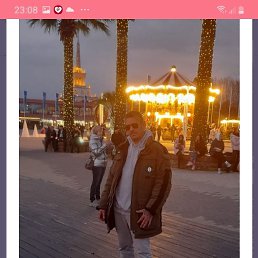 Yoel, 44, 