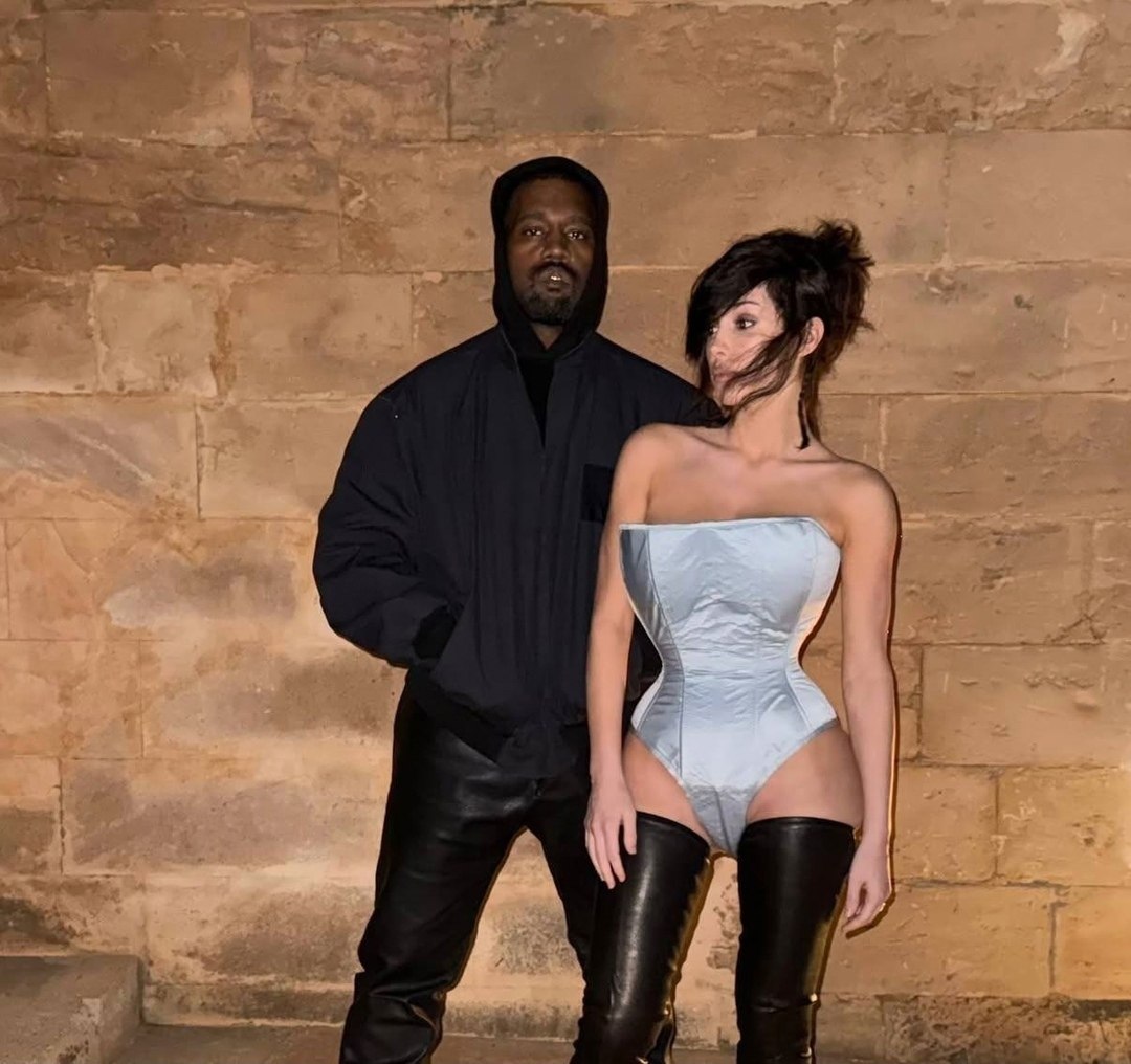      .     .    ,  ...